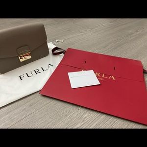 Furla metropolis shoulder bag